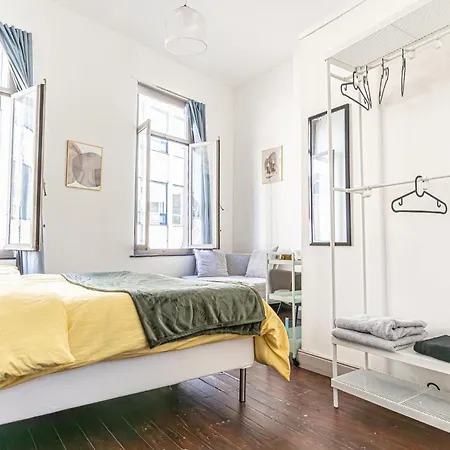 3 Lovely Comfortable At Heart Of *
