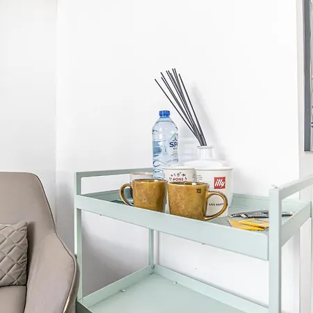 3 Lovely Comfortable At Heart Of Apartment *