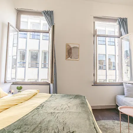 3 Lovely Comfortable At Heart Of Lejlighed Gent