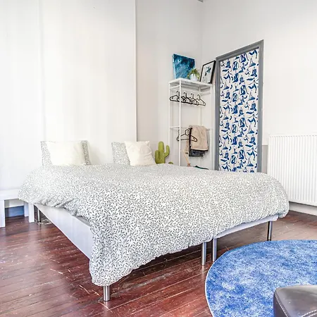 3 Lovely Comfortable At Heart Of