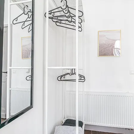 Апартаменты 3 Lovely Comfortable At Heart Of *