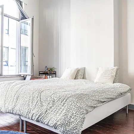 Апартаменты 3 Lovely Comfortable At Heart Of *